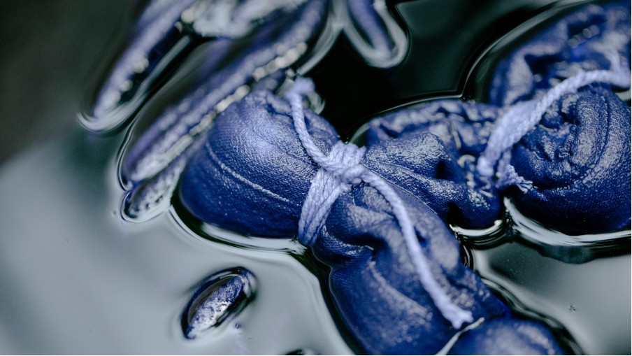 Which is the Most Suitable Dye for Polyester?
